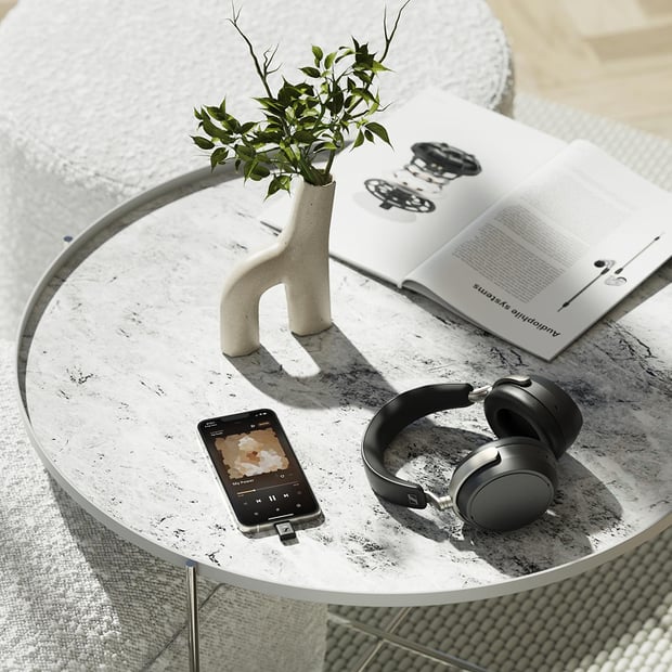 New wireless audiophile headphones HDB 630 and included BTD 700 Bluetooth® USB C Dongle