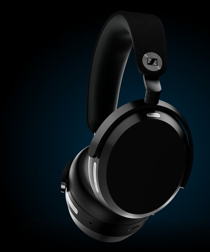 MOMENTUM 5 Wireless Detail Shot 